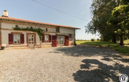 G&icirc;te n&deg;31G100642 Sainte-Foy-de-Peyroli&egrave;res - Haute-Garonne - photo
