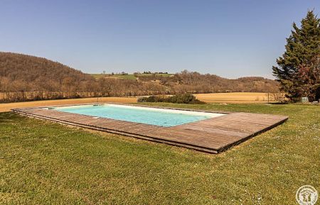 gite-la-gasignole-gardouch-canal-du-midi-lauragais-a-la-ferme-salle-d-eau-piscine-commune Gîte n°31G101427 Gardouch - Haute-Garonne - gite-la-gasignole-gardouch-canal-du-midi-lauragais-a-la-ferme-salle-d-eau-piscine-commune