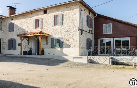 Extérieur.Le.Gîte.du.Besson.Cassagne.Pyrénées Gîte n°31G101745 Cassagne - Haute-Garonne - Extérieur.Le.Gîte.du.Besson.Cassagne.Pyrénées