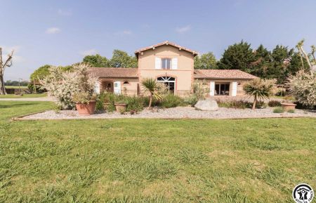 Gîte.La.Tourasse.Les.Tournesols.Lamasquère.Muret Gîte n°31G100760 Lamasquère - Haute-Garonne - Gîte.La.Tourasse.Les.Tournesols.Lamasquère.Muret